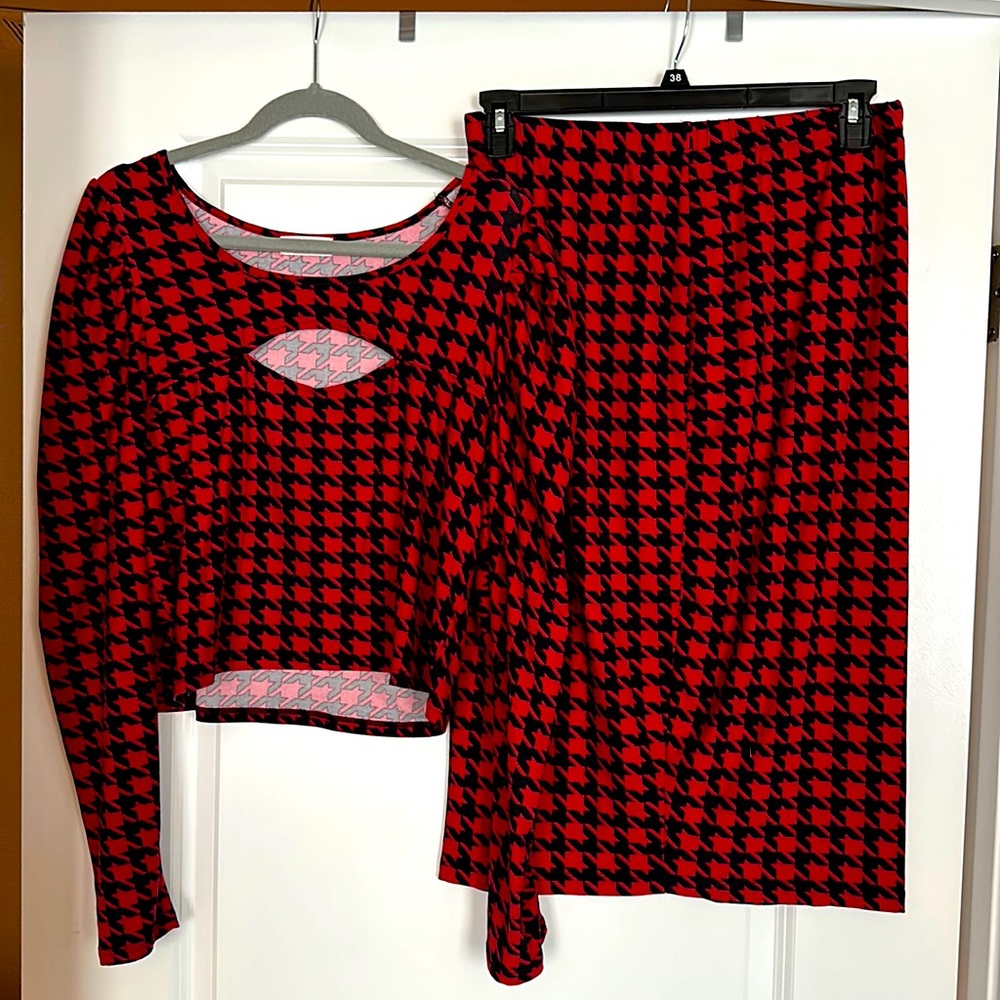 Red and black houndstooth two piece outfit